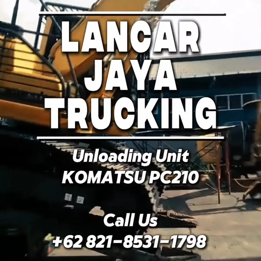 Jasa Sewa Angkut Alat Berat: Proses Unloading Excavator Komatsu PC210 Menggunakan Truk Self Loader